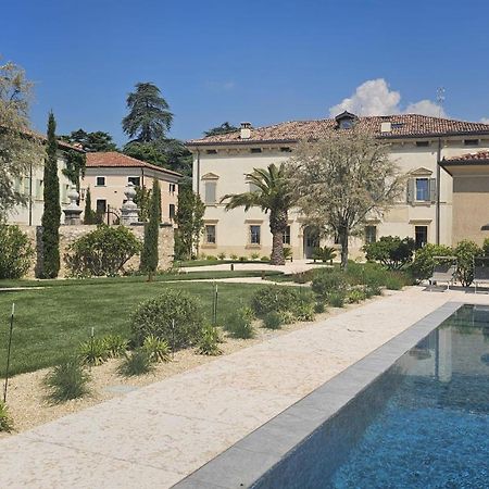 Villa Tosi - Luxury Apartments In Villa Veneta Tregnago Buitenkant foto